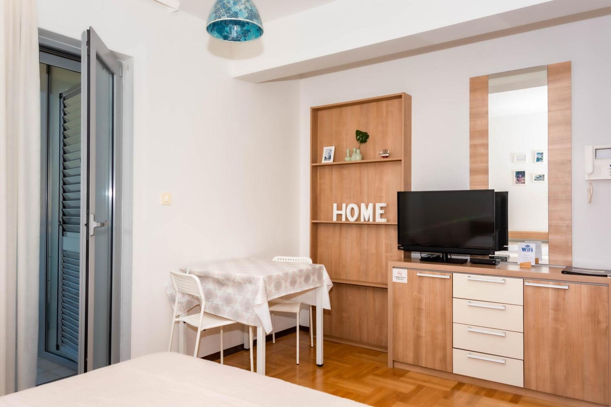 Bobo Apartment บุดวา ภายนอก รูปภาพ